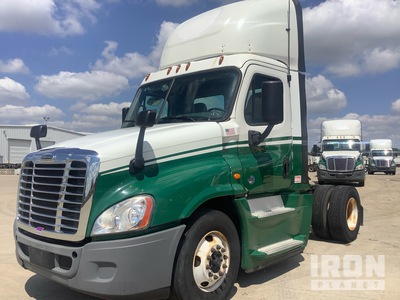 2016 Freightliner Cascadia 125 4x2 S/A Day Cab Truck Tractor