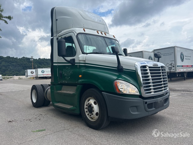 CAMIóN 2016 FREIGHTLINER