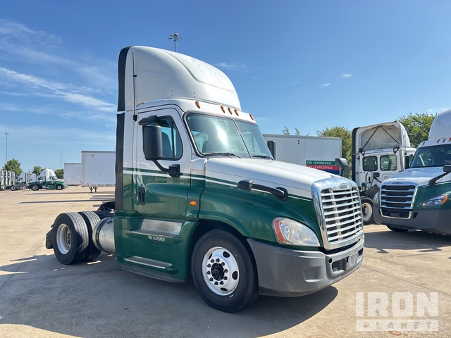 CAMIóN 2016 FREIGHTLINER