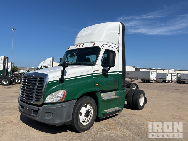 CAMIóN 2016 FREIGHTLINER