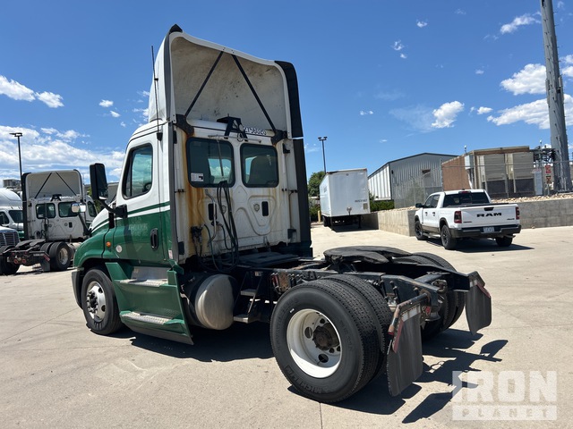 CAMIóN 2016 FREIGHTLINER