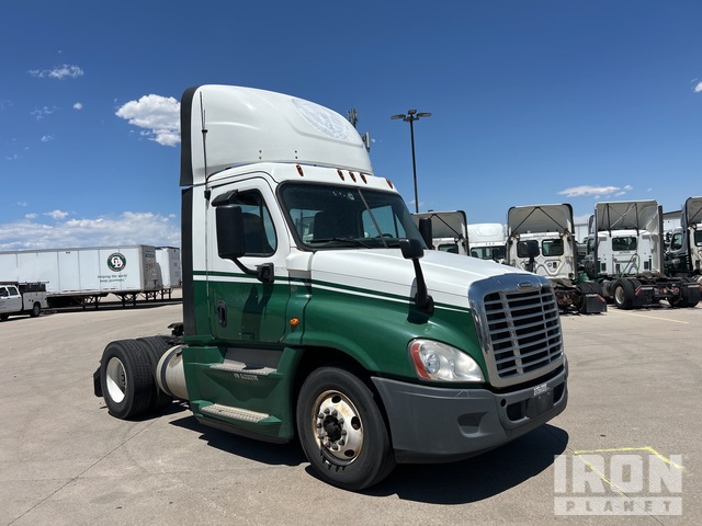 CAMIóN 2016 FREIGHTLINER