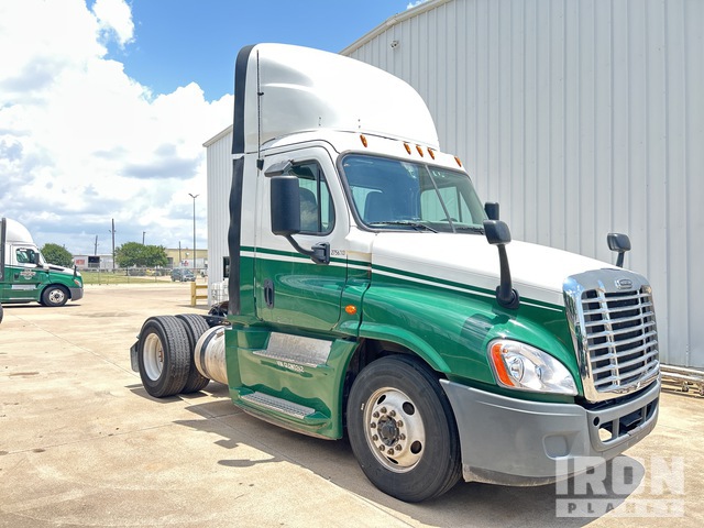 CAMIóN 2016 FREIGHTLINER
