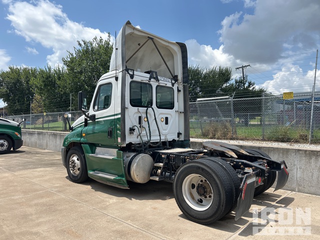 CAMIóN 2016 FREIGHTLINER