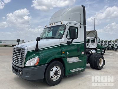 2016 Freightliner Cascadia 125 4x2 Tracteur Routier