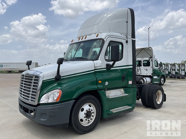 CAMIóN 2016 FREIGHTLINER