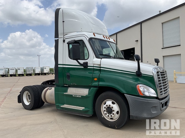 CAMIóN 2016 FREIGHTLINER