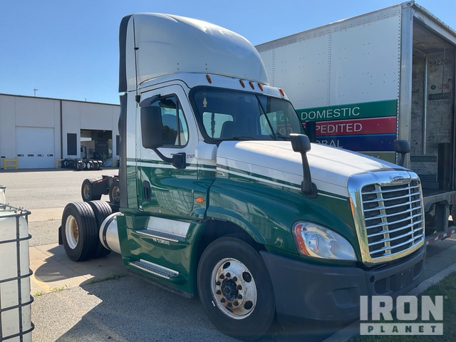 CAMIóN 2016 FREIGHTLINER