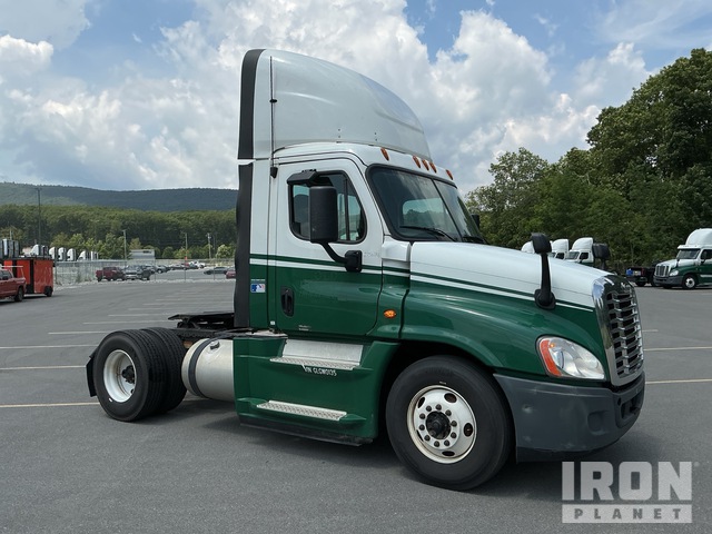 CAMIóN 2016 FREIGHTLINER