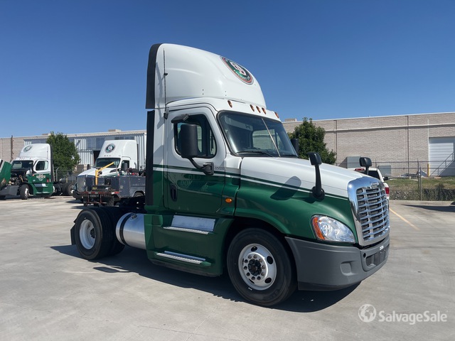 CAMIóN 2017 FREIGHTLINER