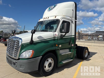 2017 Freightliner Cascadia 125 4x2 S/A Day Cab Truck Tractor