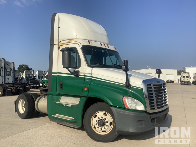 CAMIóN 2017 FREIGHTLINER