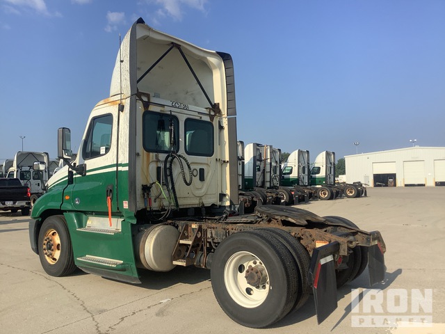 CAMIóN 2017 FREIGHTLINER