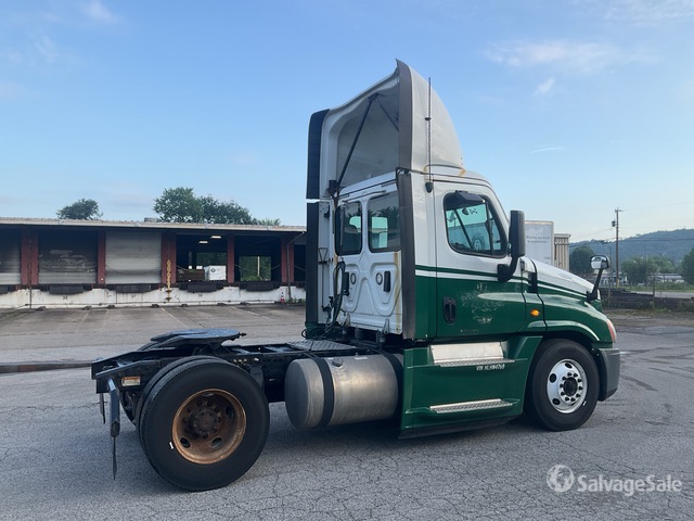CAMIóN 2017 FREIGHTLINER