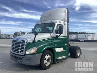 2017 Freightliner Cascadia 125 4x2 Cabeza Tractora Cabina Corta