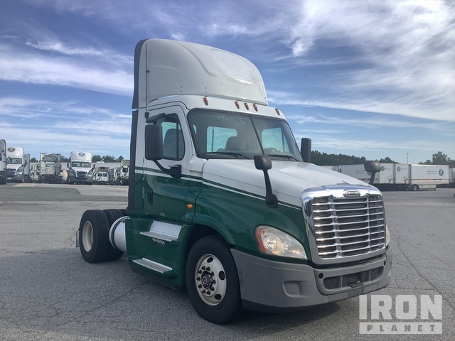 CAMIóN 2017 FREIGHTLINER