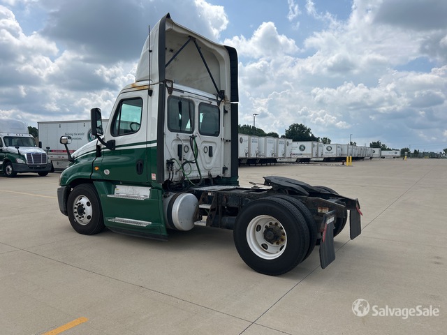 CAMIóN 2017 FREIGHTLINER