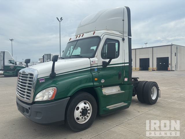CAMIóN 2017 FREIGHTLINER