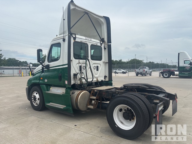 CAMIóN 2017 FREIGHTLINER