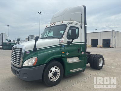 2017 Freightliner Cascadia 125 4x2 トラックトラクター（S/A）