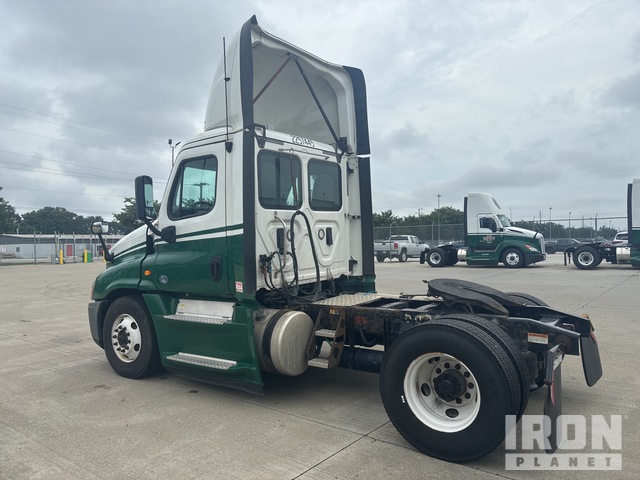 CAMIóN 2017 FREIGHTLINER