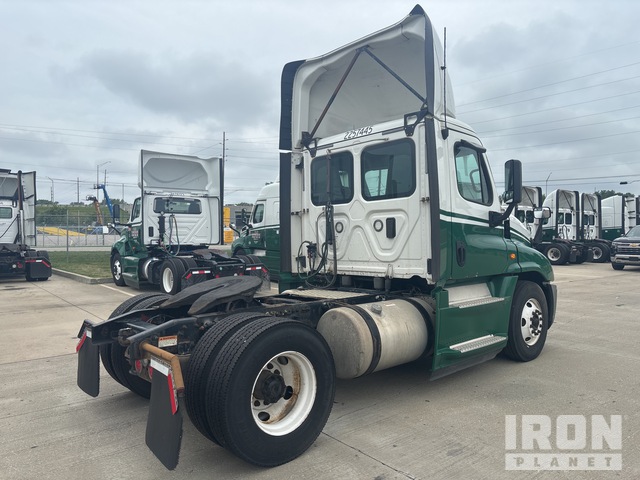 CAMIóN 2017 FREIGHTLINER