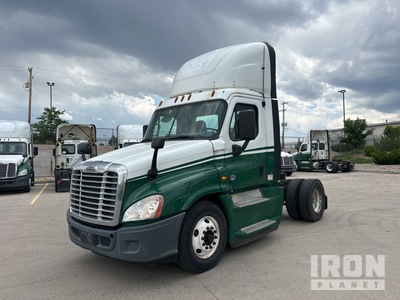 2015 Freightliner Cascadia 125 4x2 Tracteur Routier
