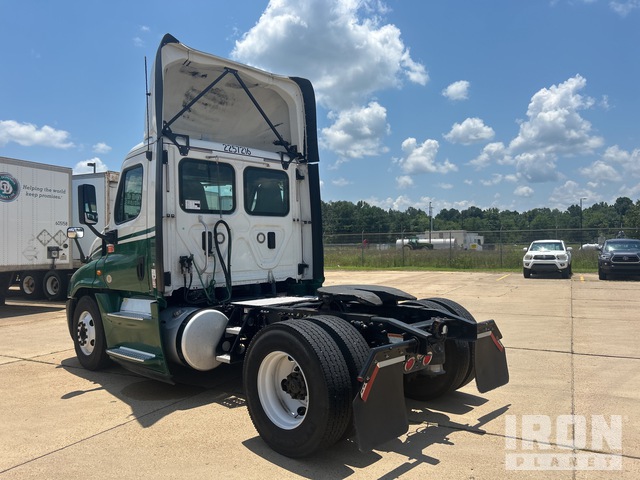 CAMIóN 2017 FREIGHTLINER