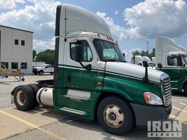 CAMIóN 2017 FREIGHTLINER