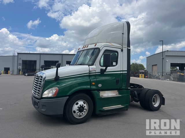 CAMIóN 2017 FREIGHTLINER