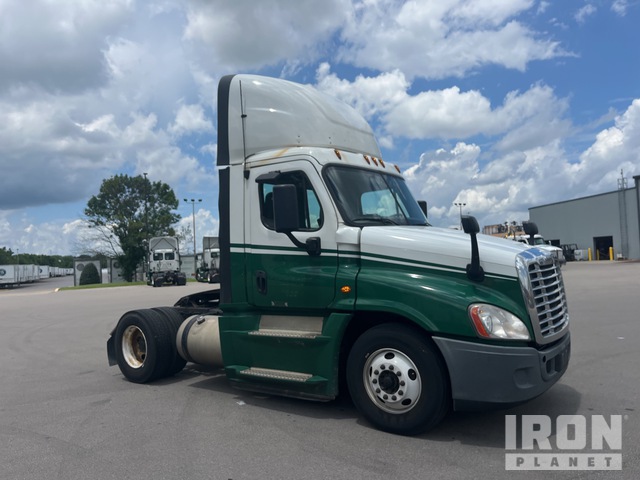 CAMIóN 2017 FREIGHTLINER