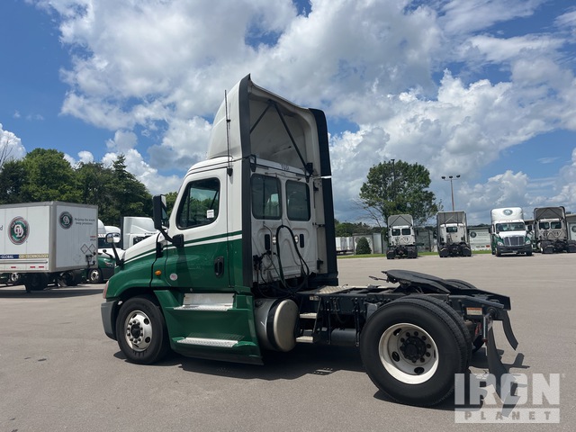 CAMIóN 2017 FREIGHTLINER