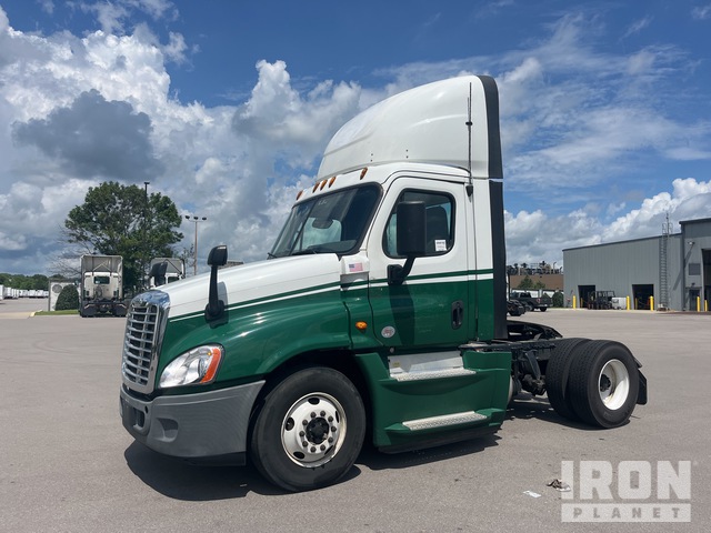 CAMIóN 2017 FREIGHTLINER