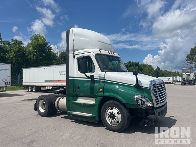CAMIóN 2017 FREIGHTLINER