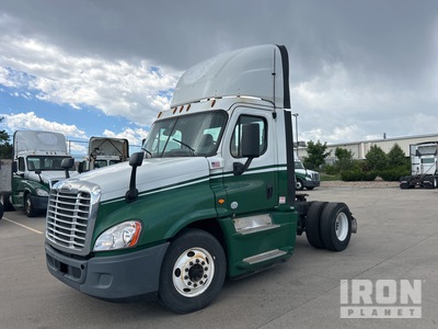 2015 Freightliner Cascadia 125 4x2 Tracteur Routier