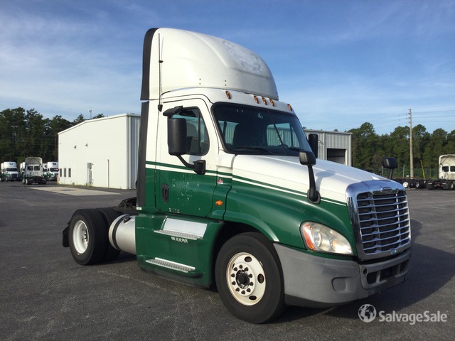 CAMIóN 2017 FREIGHTLINER