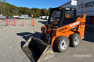 2019 Gehl R105 Chargeuse à direction à glissement