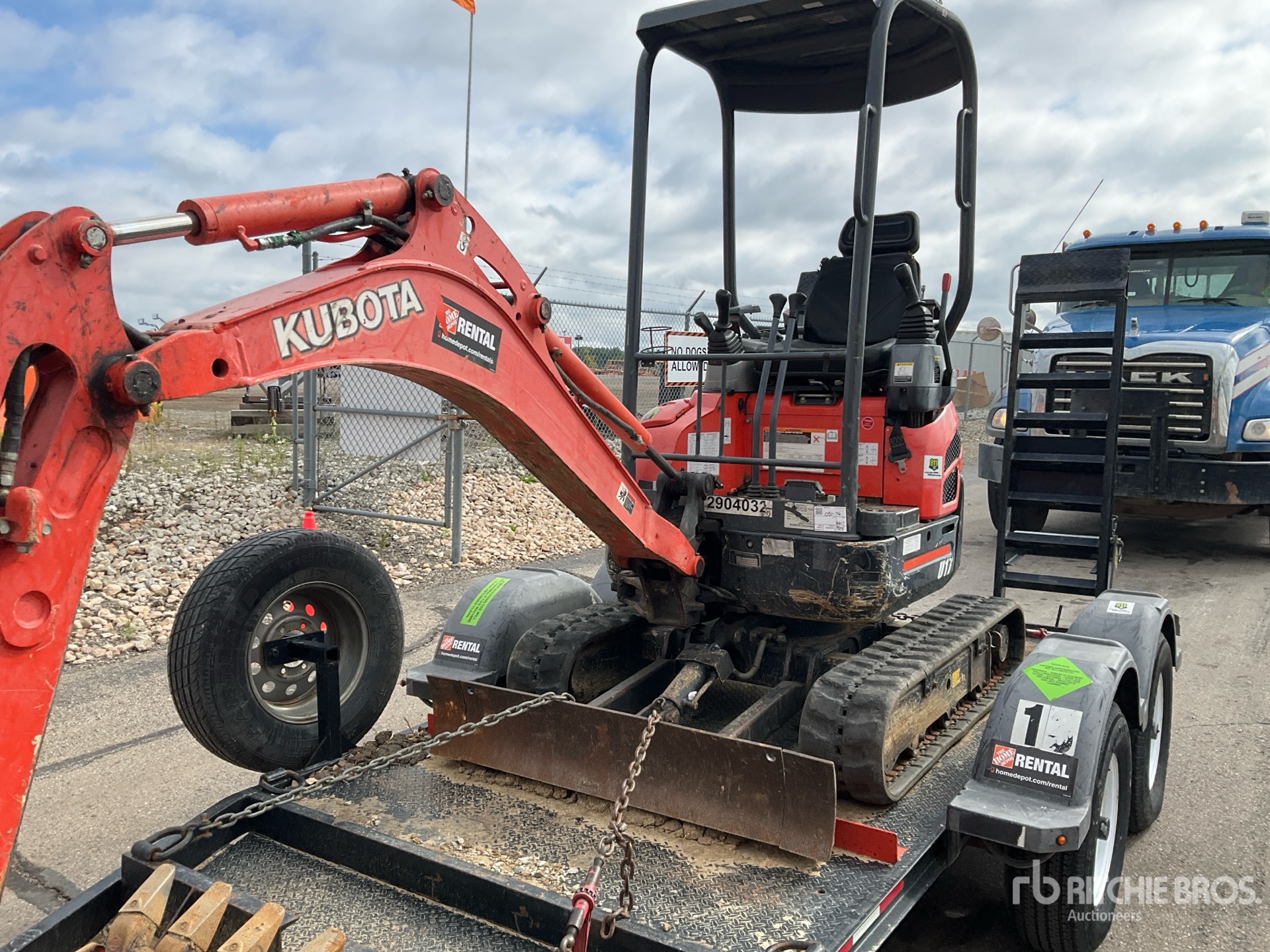 EXCAVADORA 2018 KUBOTA U17VR1