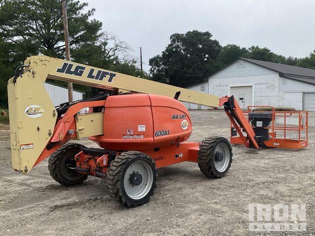 ELEVADOR ARTICULADO 2013 JLG 4WD 600AJ
