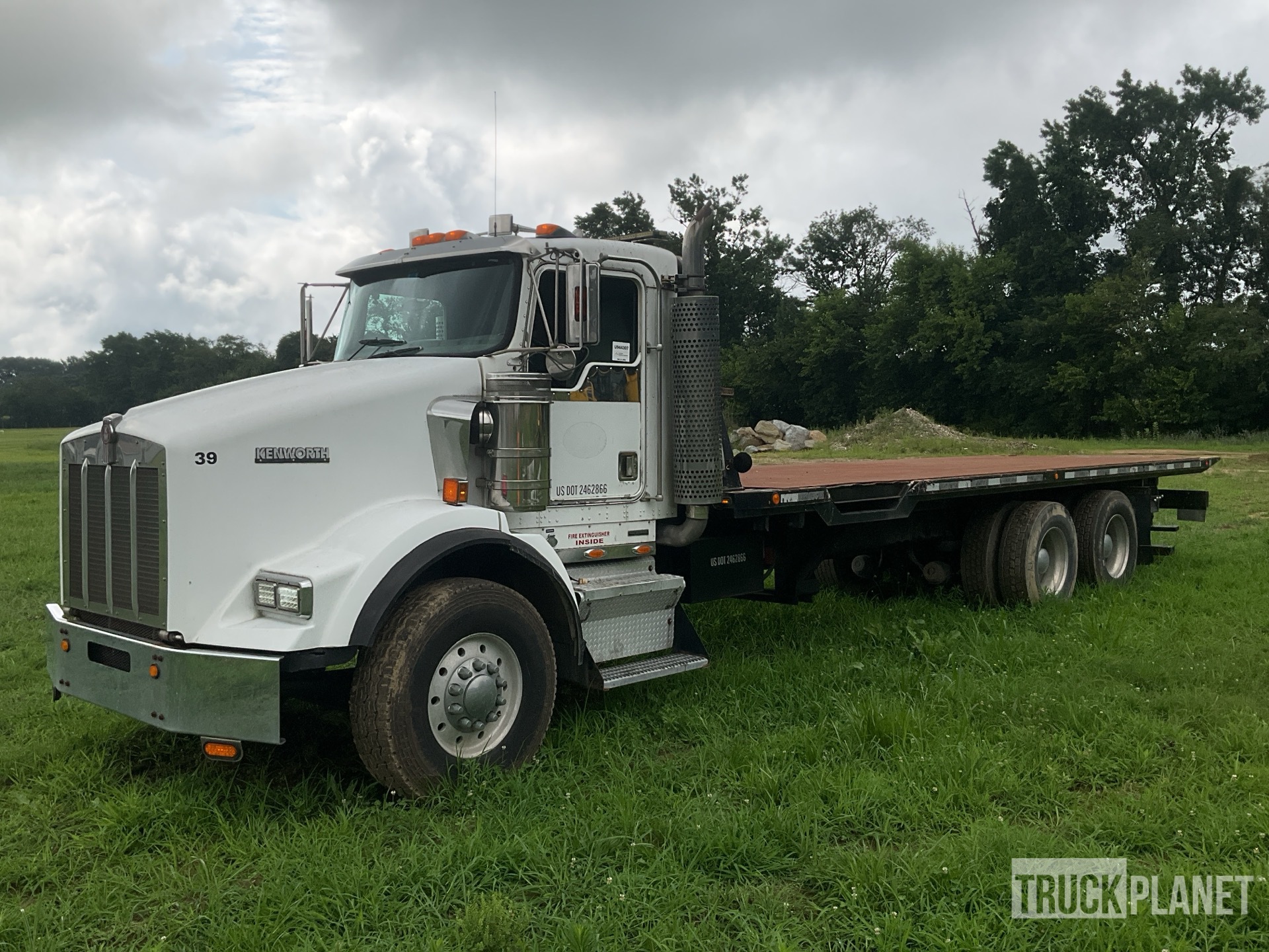 2002 Kenworth T800 6x4 Rollback Truck