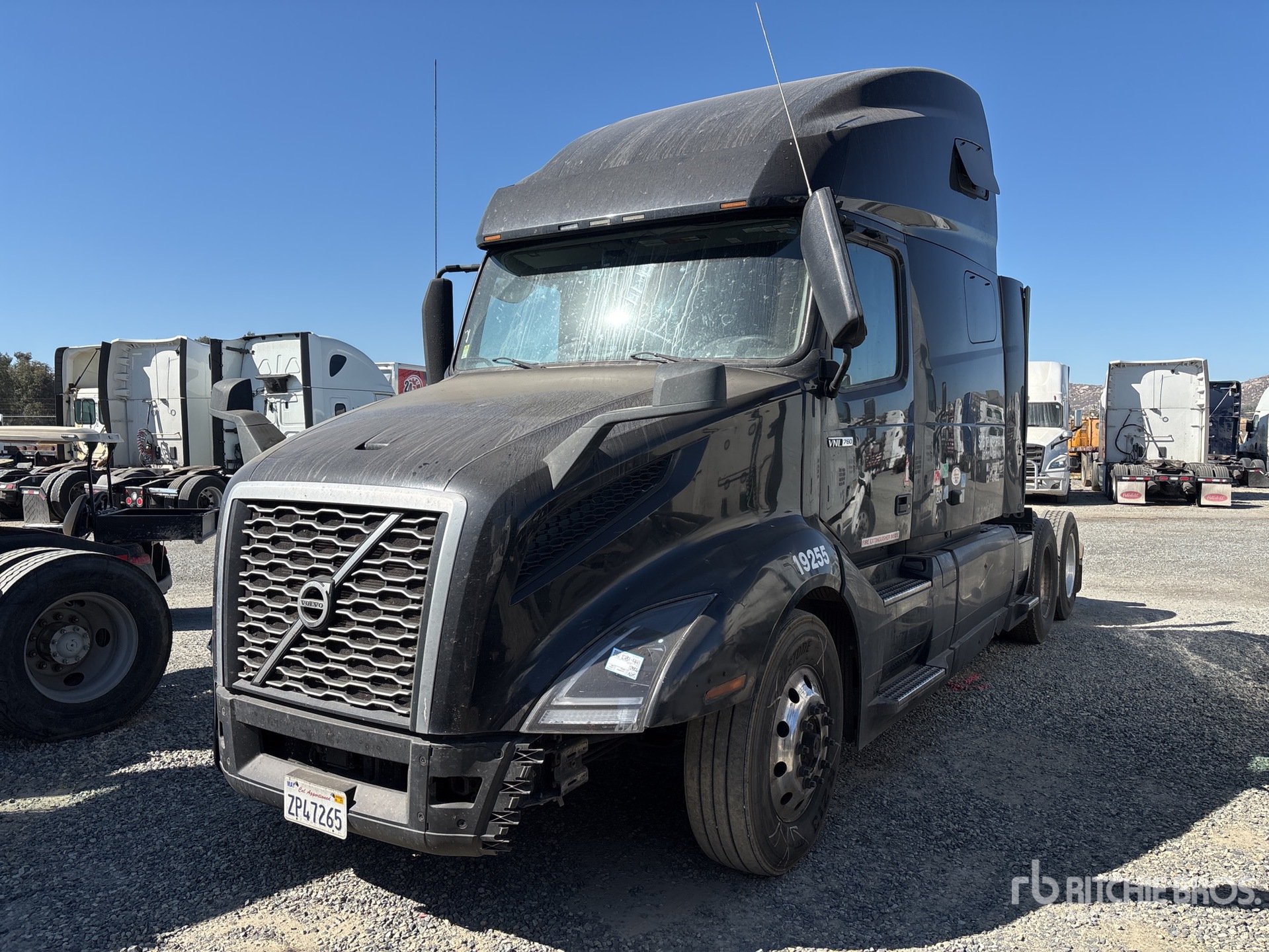 2020 Volvo VNL760 6x4 T/A Sleeper Truck Tractor