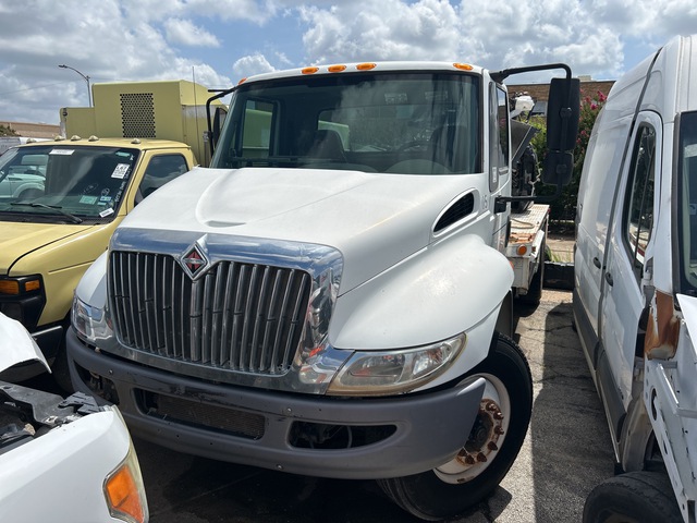 2013 International 4x2 Bucket Truck (Inoperable) 2013 International 4x2 Bucket Truck (Inoperable)