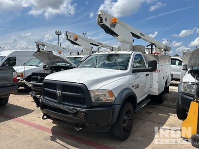 Versalift on 2014 Ram 4x2 Podnośnik Koszowy