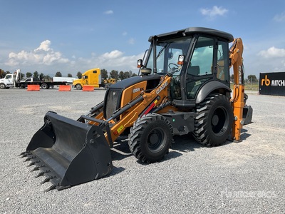 2018 Case 851EX-SS 4x4 Retroexcavadora / Graaflaadmachine