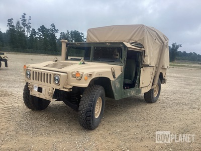AM General M1152A1B2FK5 HMMWV 2 Door Hard Top w/Truck Body