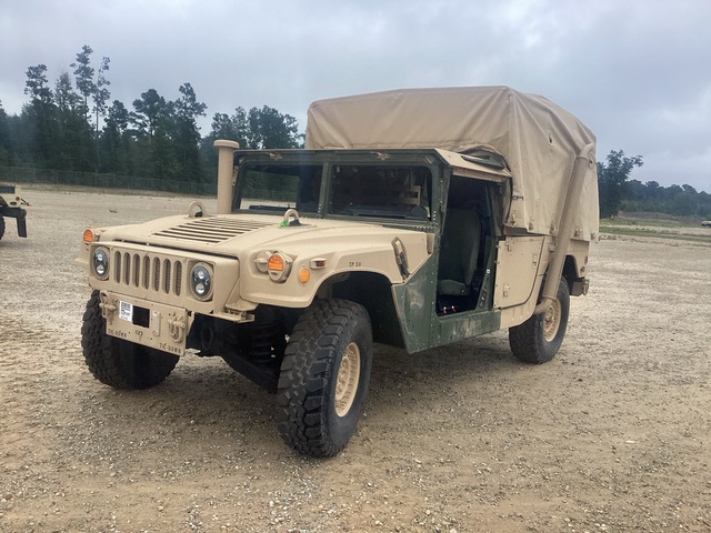 AM General M1152A1B2FK5 HMMWV 2 Door Hard Top w/Truck Body AM General M1152A1B2FK5 HMMWV 2 Door Hard Top w/Truck Body