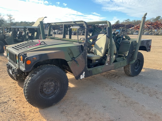 2003 AM General M1123 HMMWV 4 Door w/Truck Body