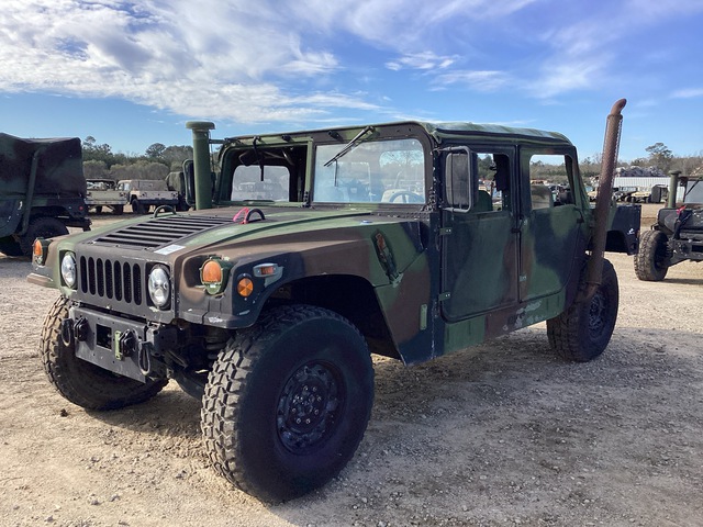 2000 AM General M1123 HMMWV 2 Door w/Truck Body