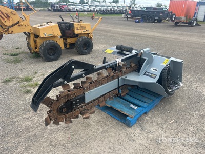 Baumalight TN548-S4808 48 in Kompaktlader-Grabenfräse