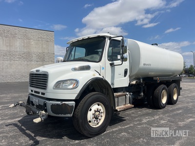 2017 Freightliner M2 106 4000 gal 6x4 Water Truck